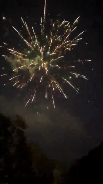 精品模压烟花
